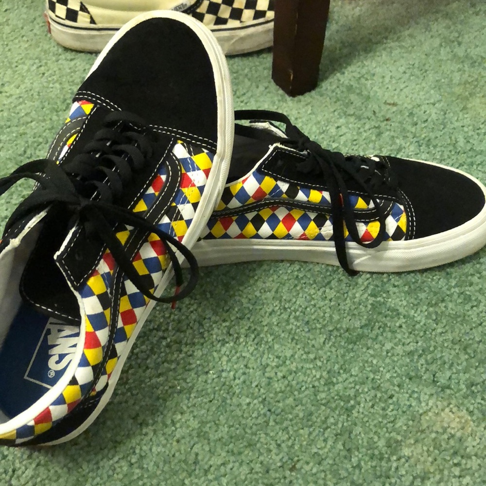 OLD SCHOOL VANS